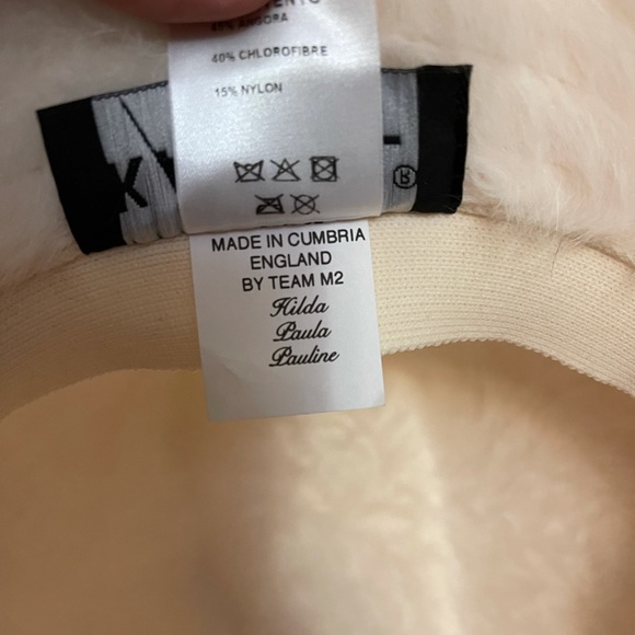 🌸SOLD 🌸KANGOL white fur bucket hat - Picture 4 of 6